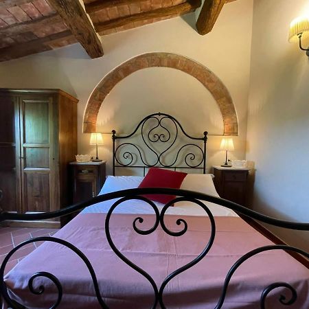 Molino Mazzetti Podere I Sorbi, Spacious Tuscan Villa, Lajatico, Nr Pisa מראה חיצוני תמונה