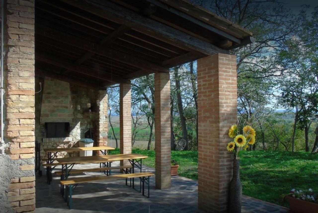 Molino Mazzetti Podere I Sorbi, Spacious Tuscan Villa, Lajatico, Nr Pisa מראה חיצוני תמונה