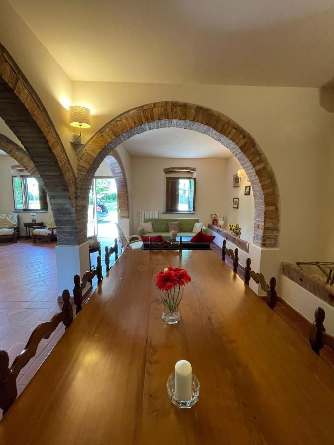 Molino Mazzetti Podere I Sorbi, Spacious Tuscan Villa, Lajatico, Nr Pisa מראה חיצוני תמונה