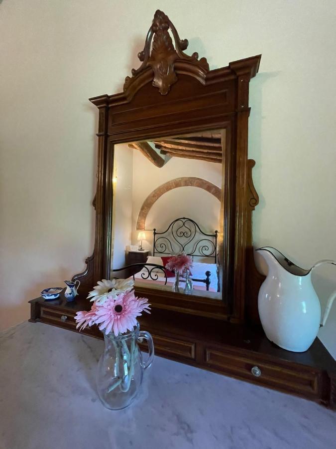 Molino Mazzetti Podere I Sorbi, Spacious Tuscan Villa, Lajatico, Nr Pisa מראה חיצוני תמונה